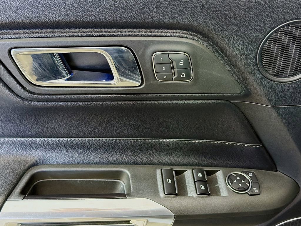 2015 Ford Mustang Premium