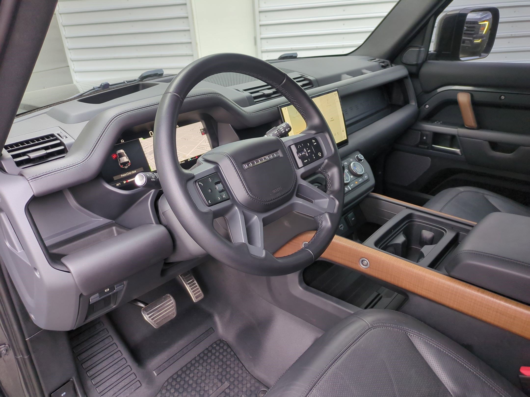 2023 Land Rover Defender 110 X