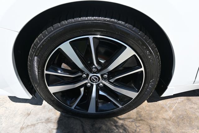 2023 Nissan Maxima SL