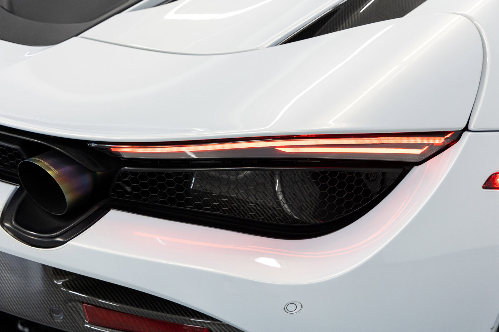 Used 2018 McLaren 720S photo 28