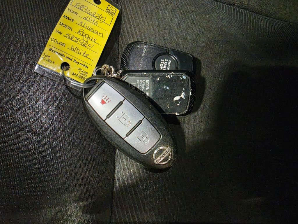 2015 Nissan Rogue SV