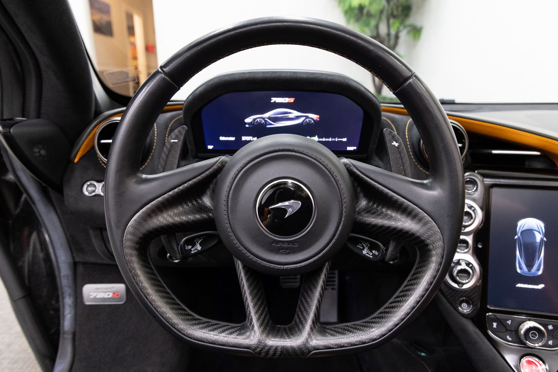 Used 2020 McLaren 720S Performance photo 14