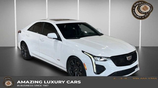 2022 Cadillac CT4 V