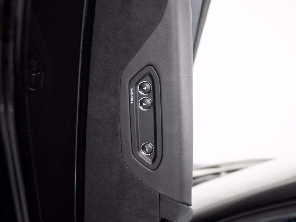 Used 2024 McLaren 750S Spider photo 12