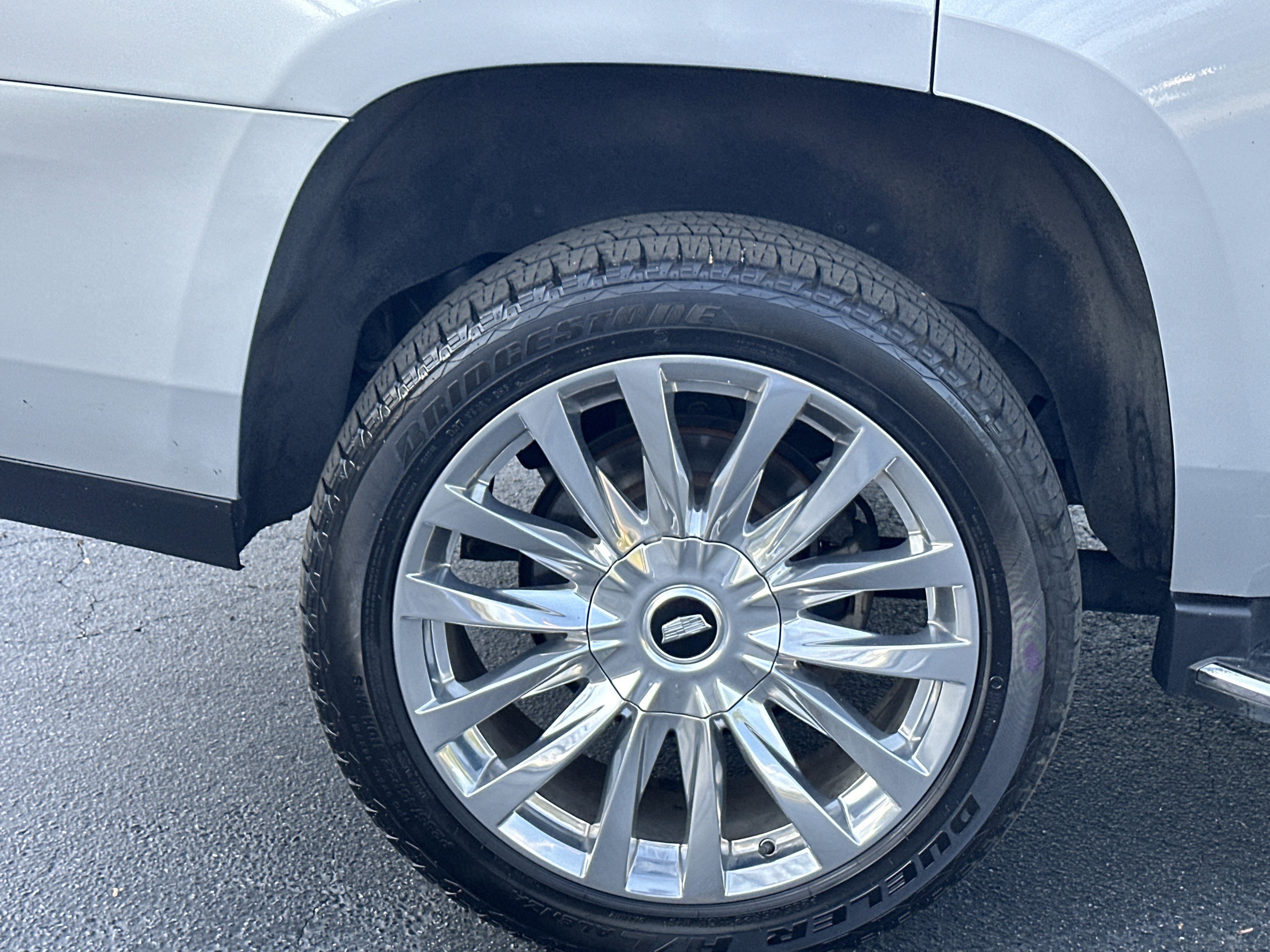 2017 Cadillac Escalade Luxury