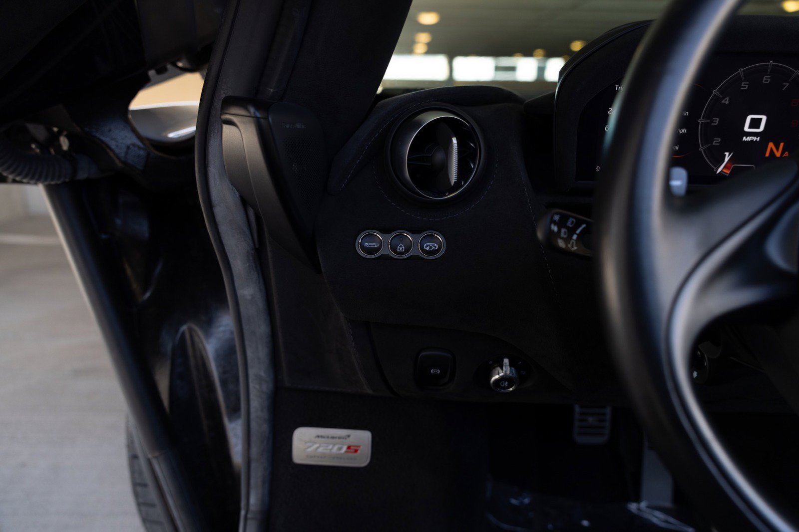 Used 2020 McLaren 720S Spider photo 50