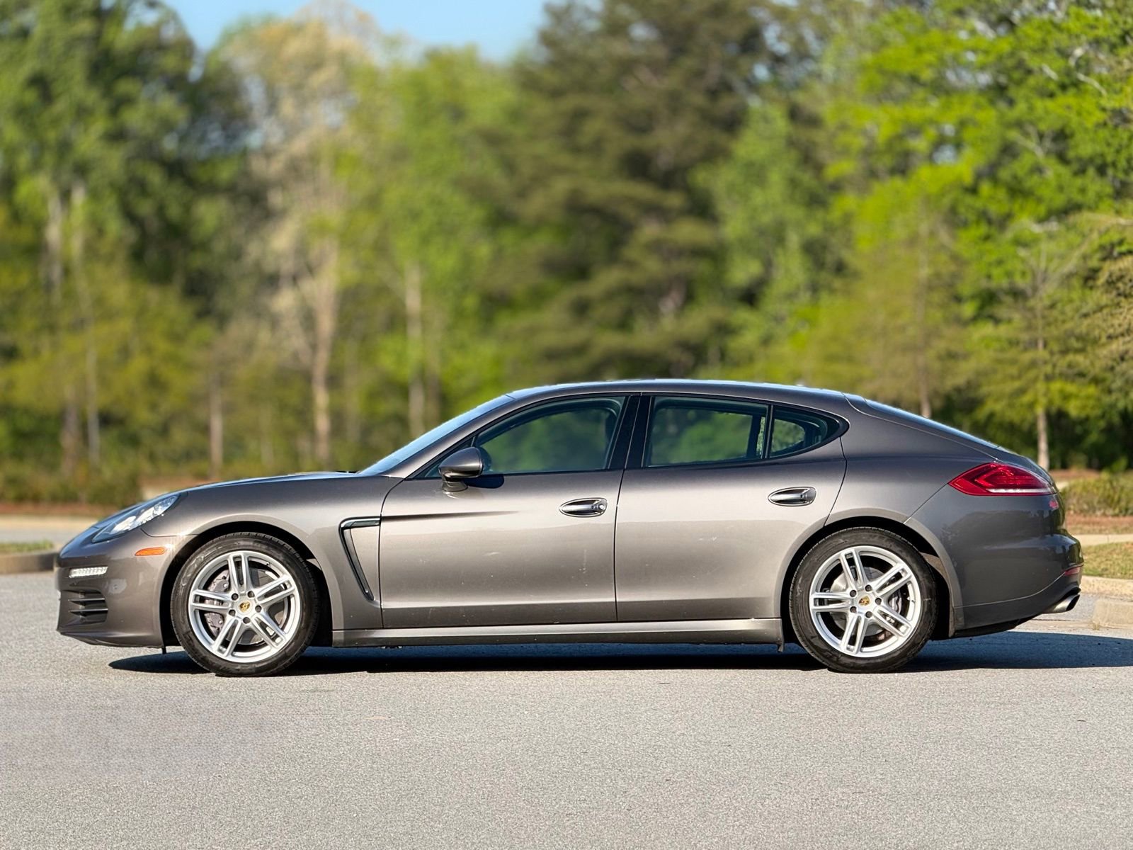 2015 Porsche Panamera 4
