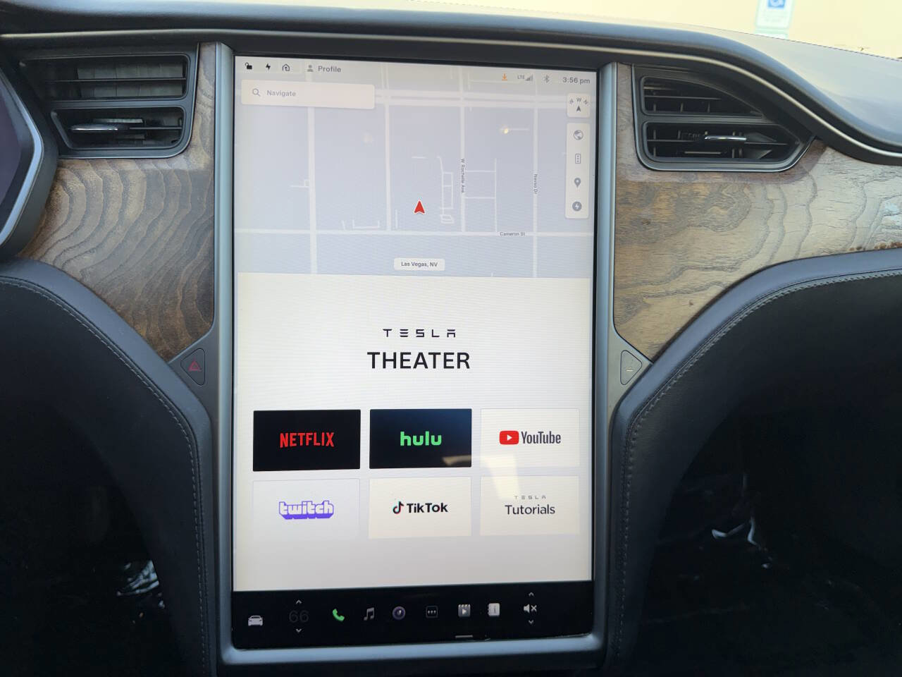 2018 Tesla Model S 75D