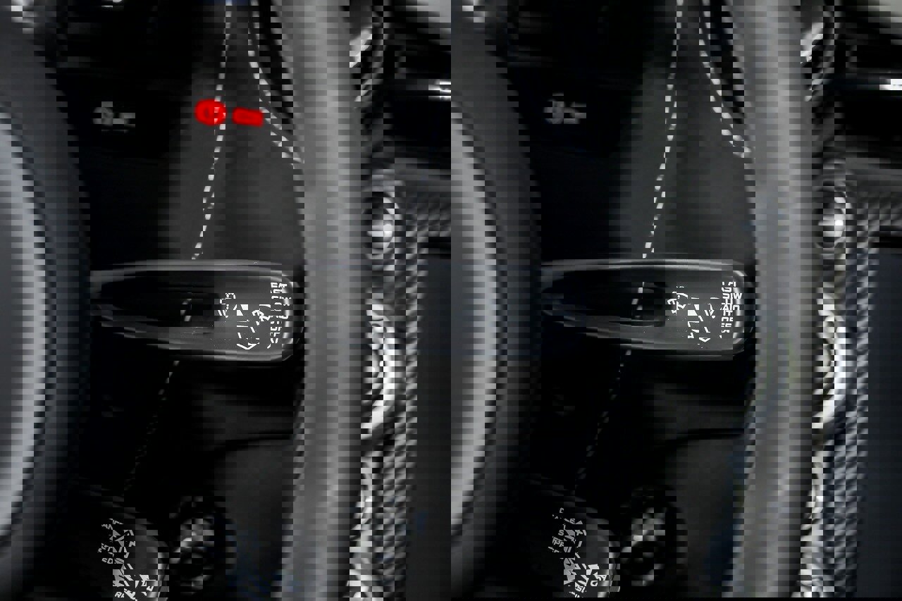 Used 2021 McLaren 765LT photo 36