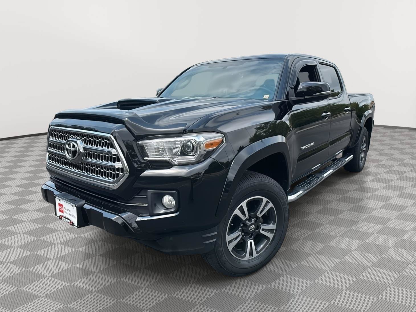 Used 2017 Toyota Tacoma TRD Sport w/ Tow Package