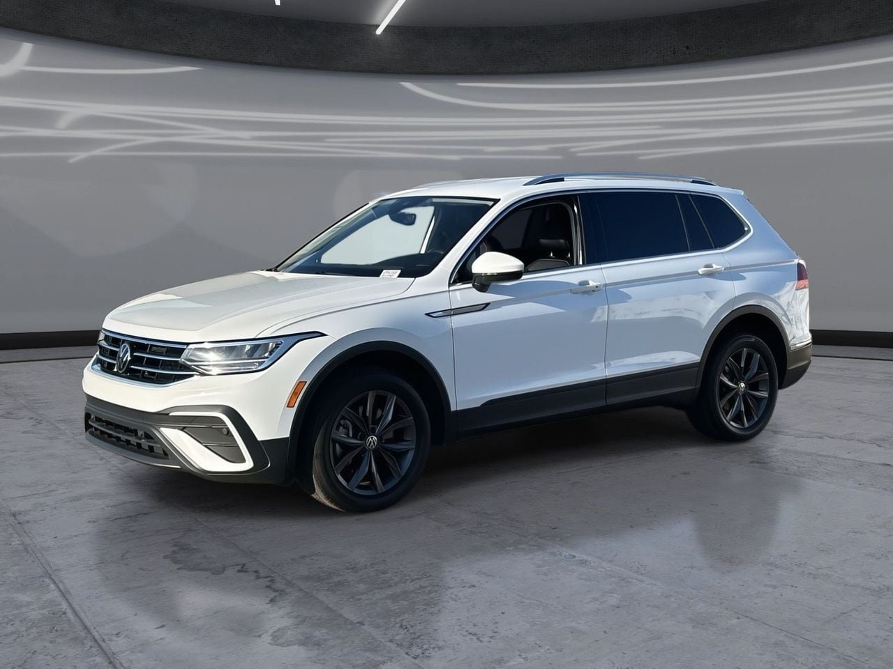 Used 2022 Volkswagen Tiguan SE