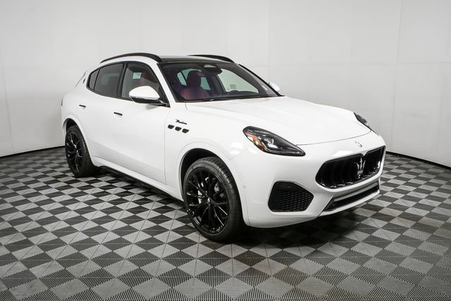 2026 Maserati Grecale Modena