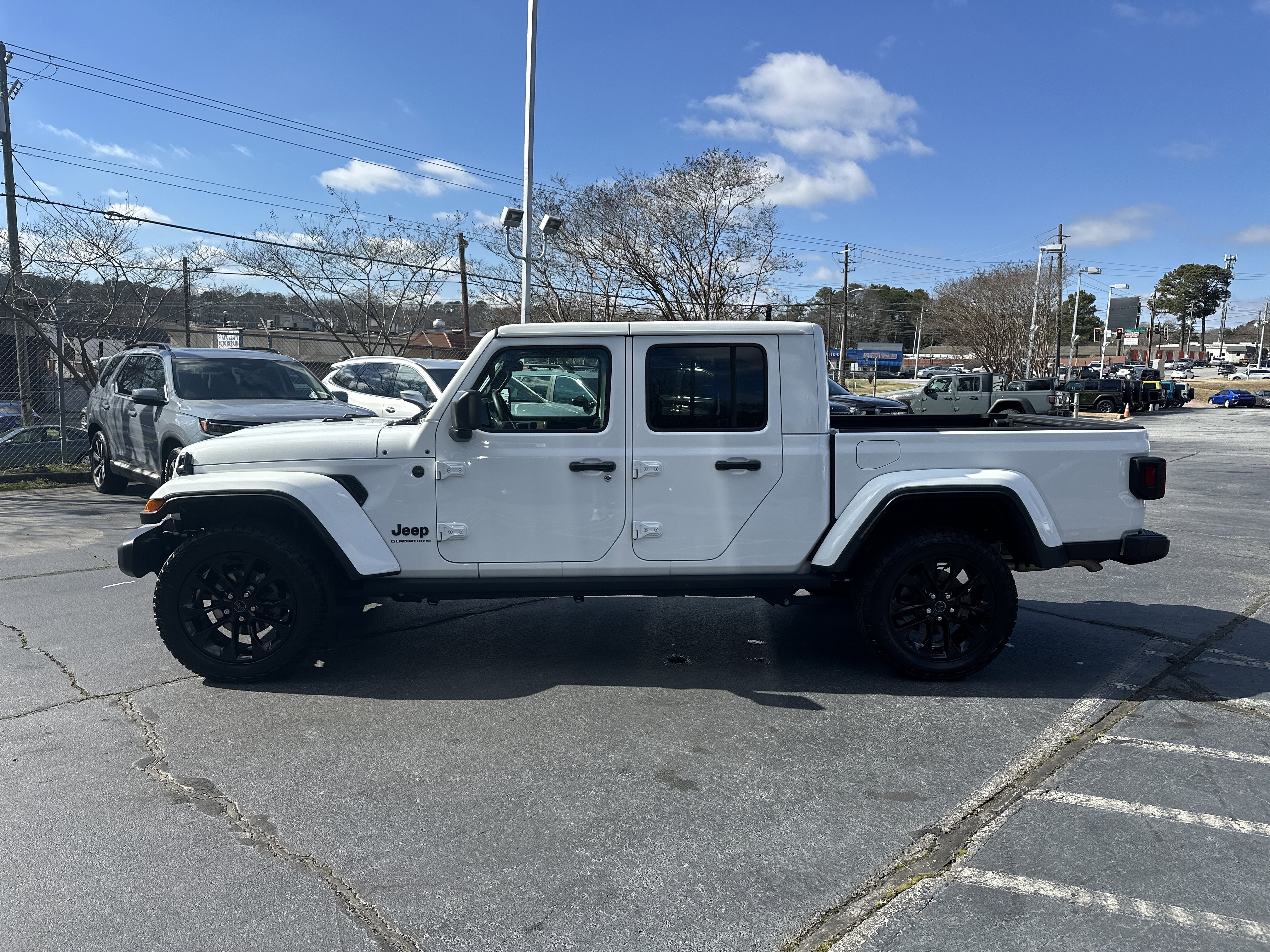 2025 Jeep Gladiator Sport