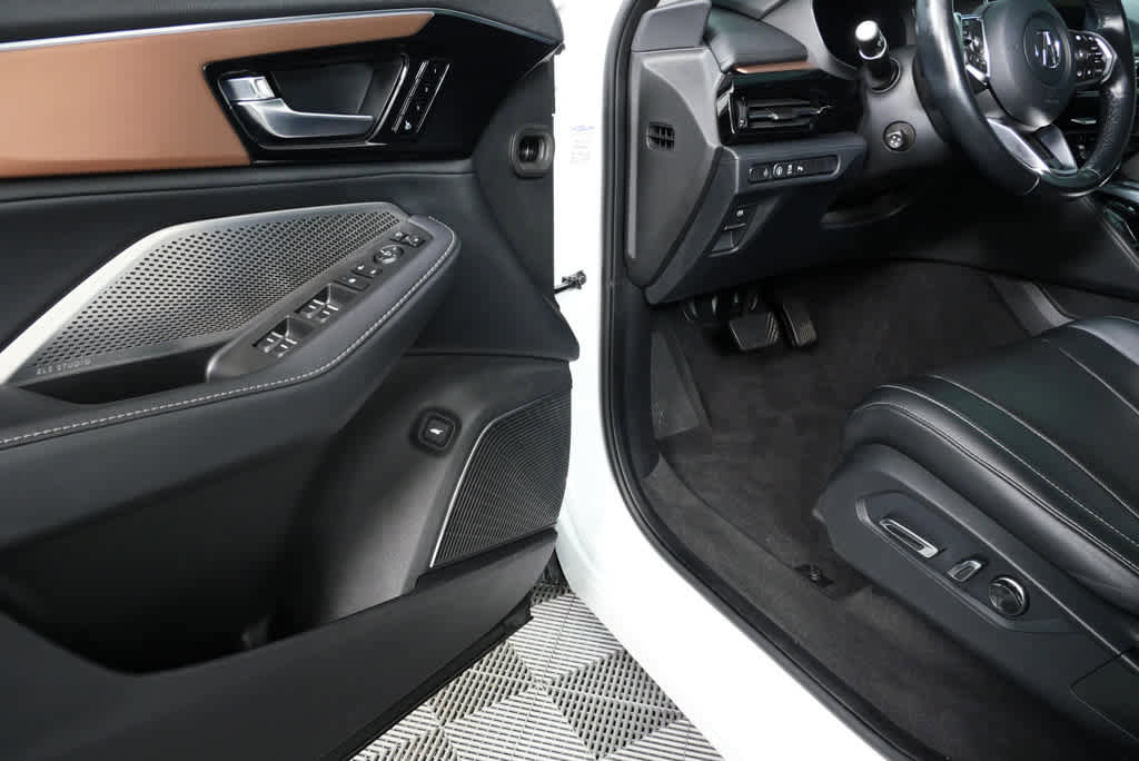 2022 Acura MDX FWD w/ Technology Package