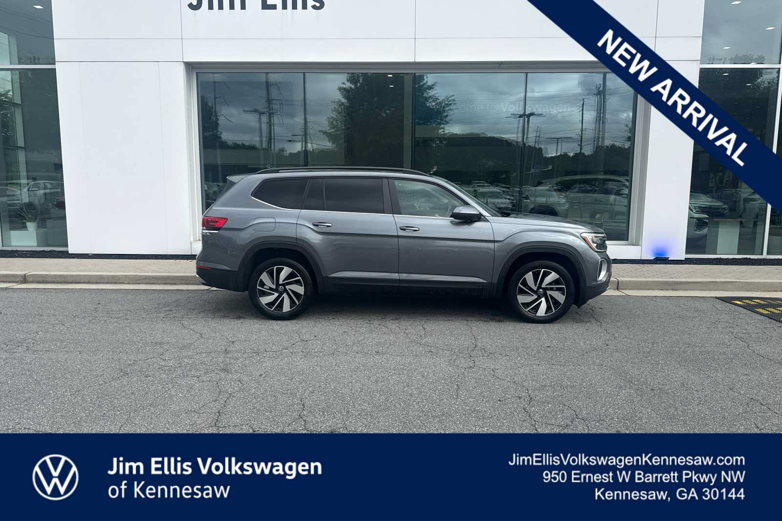 Used 2024 Volkswagen Atlas SE