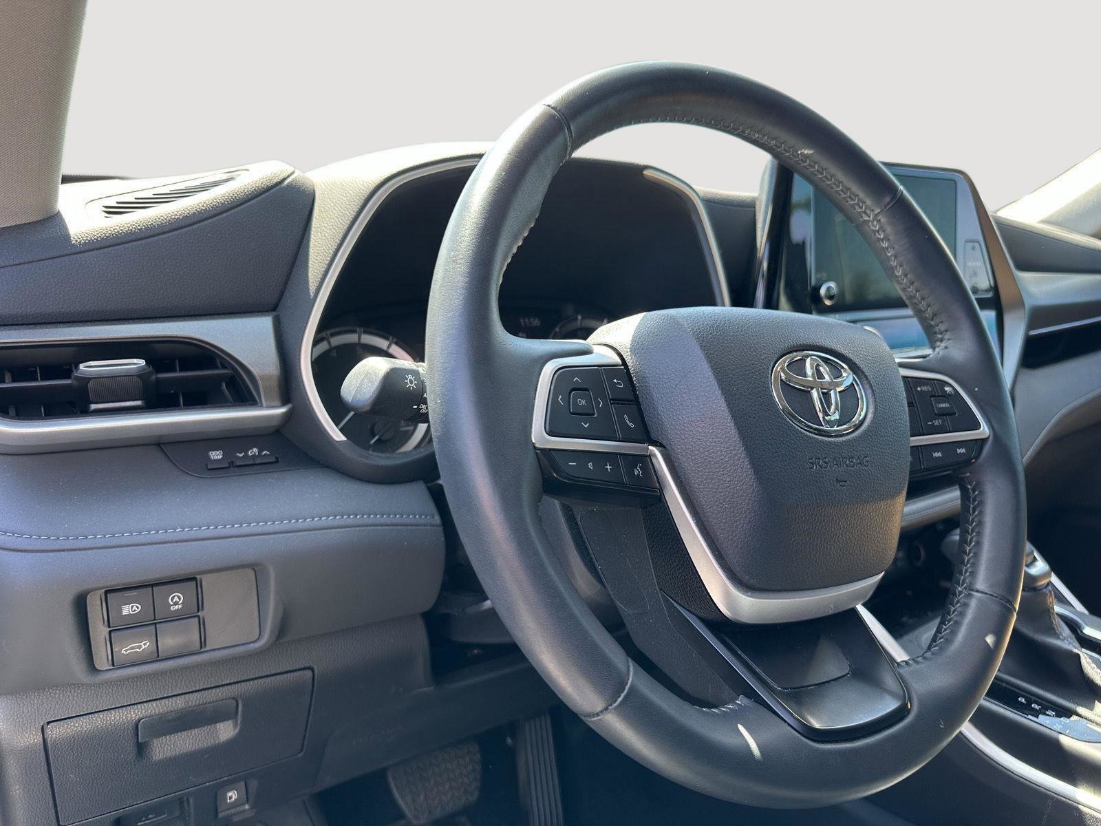 2024 Toyota Highlander XLE