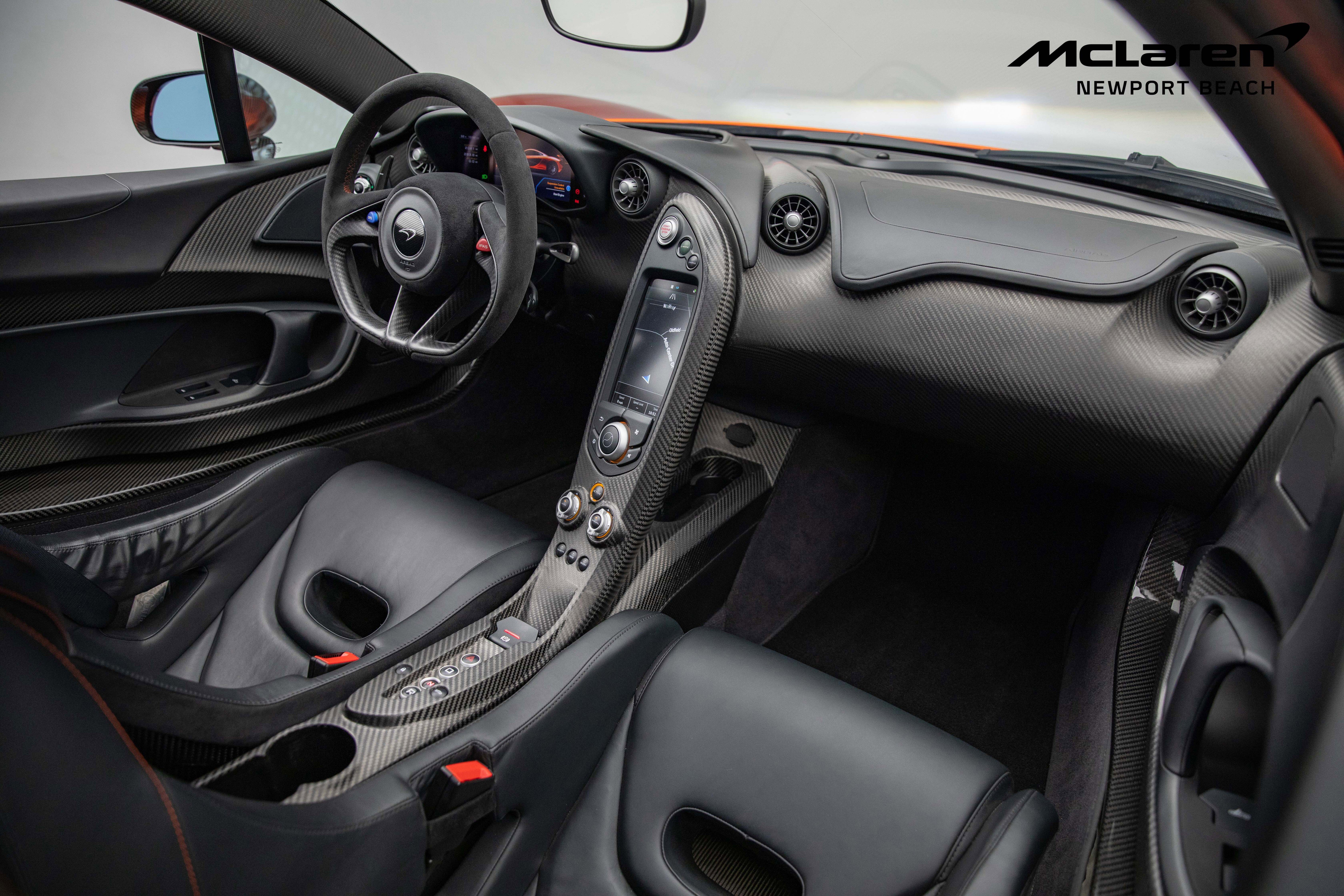 Used 2015 McLaren P1 photo 32