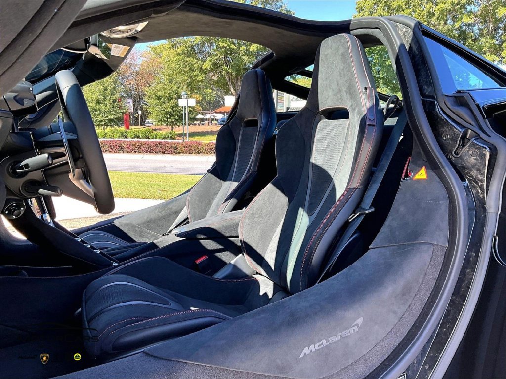 New 2027 McLaren 750S photo 9