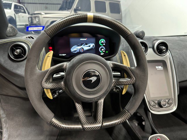 Used 2020 McLaren 600LT Spider photo 38