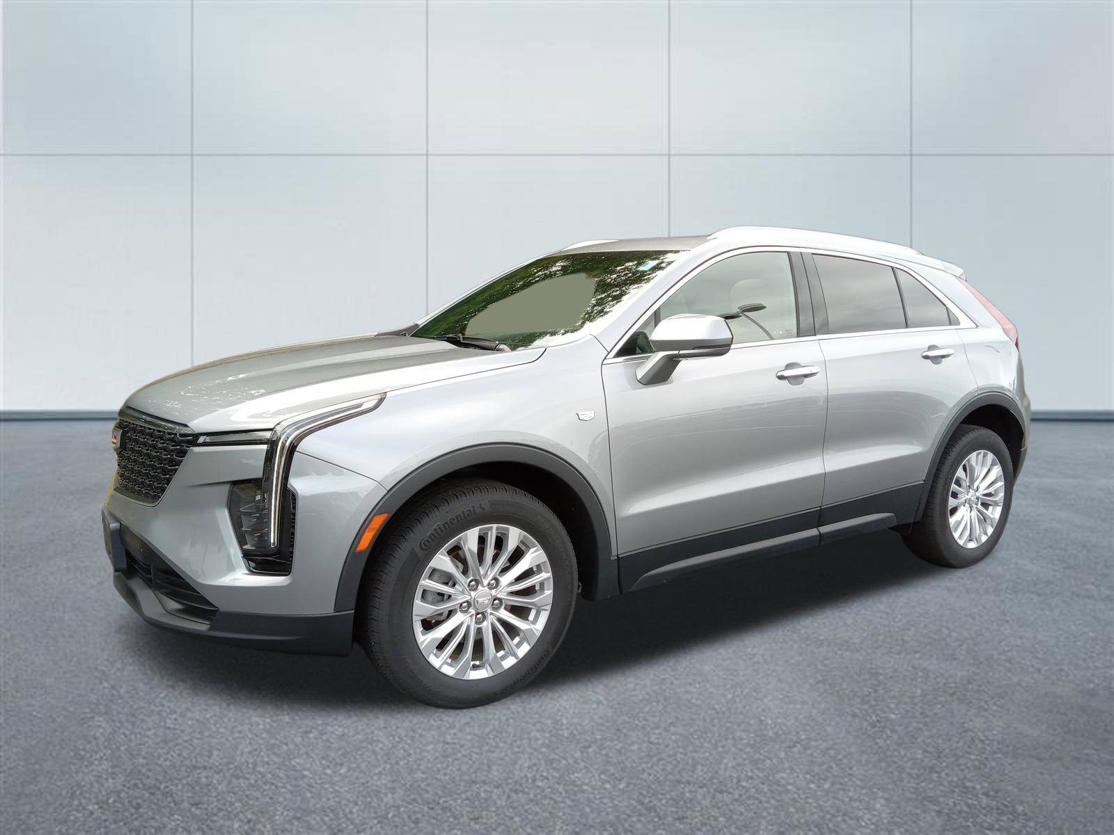 Used 2024 Cadillac XT4 Luxury w/ Cold Weather Package