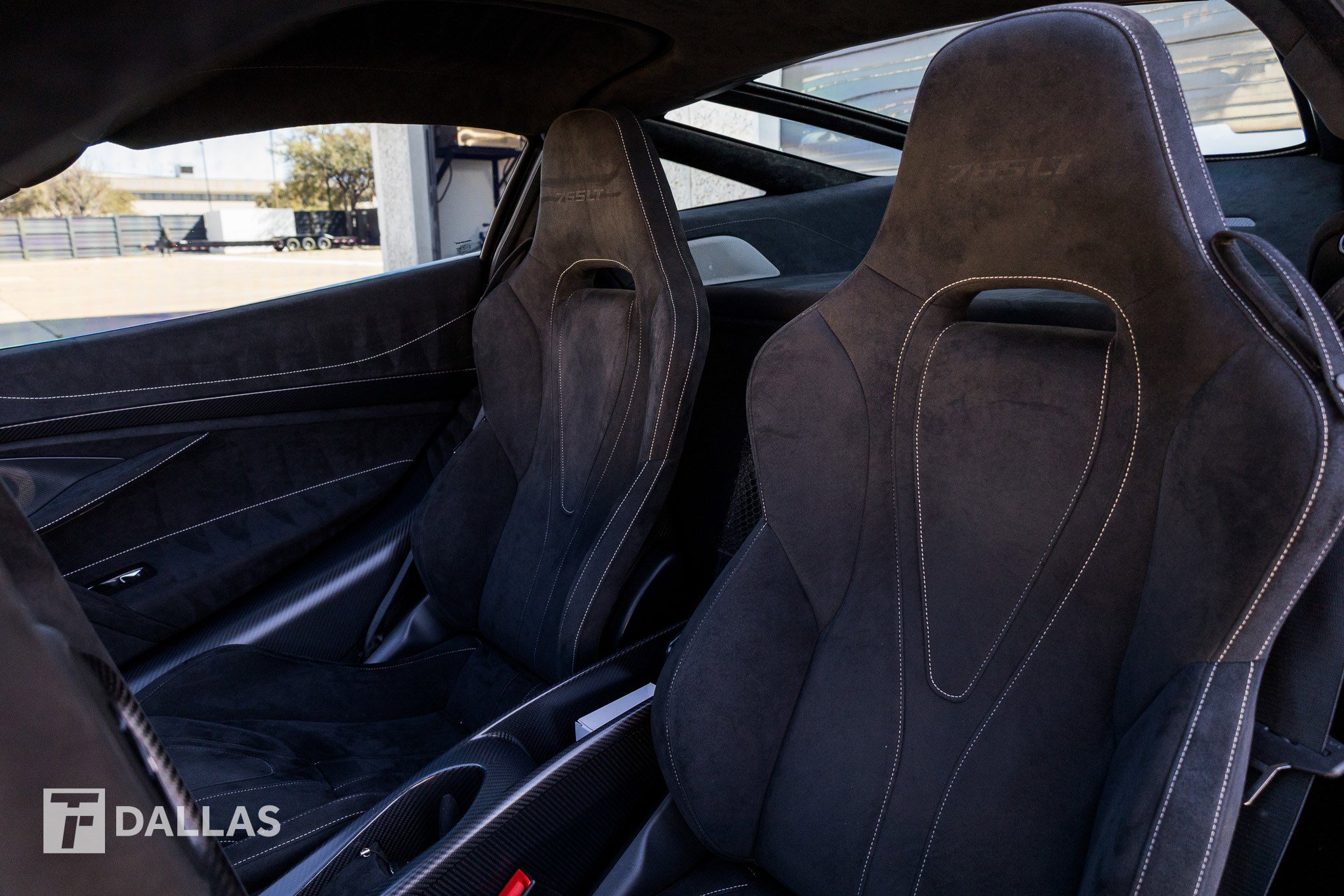 Used 2021 McLaren 765LT photo 25