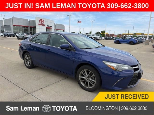 Used 2016 Toyota Camry SE w/ Moonroof Package