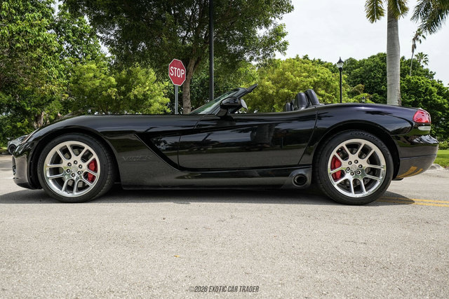Used 2005 Dodge Viper SRT-10