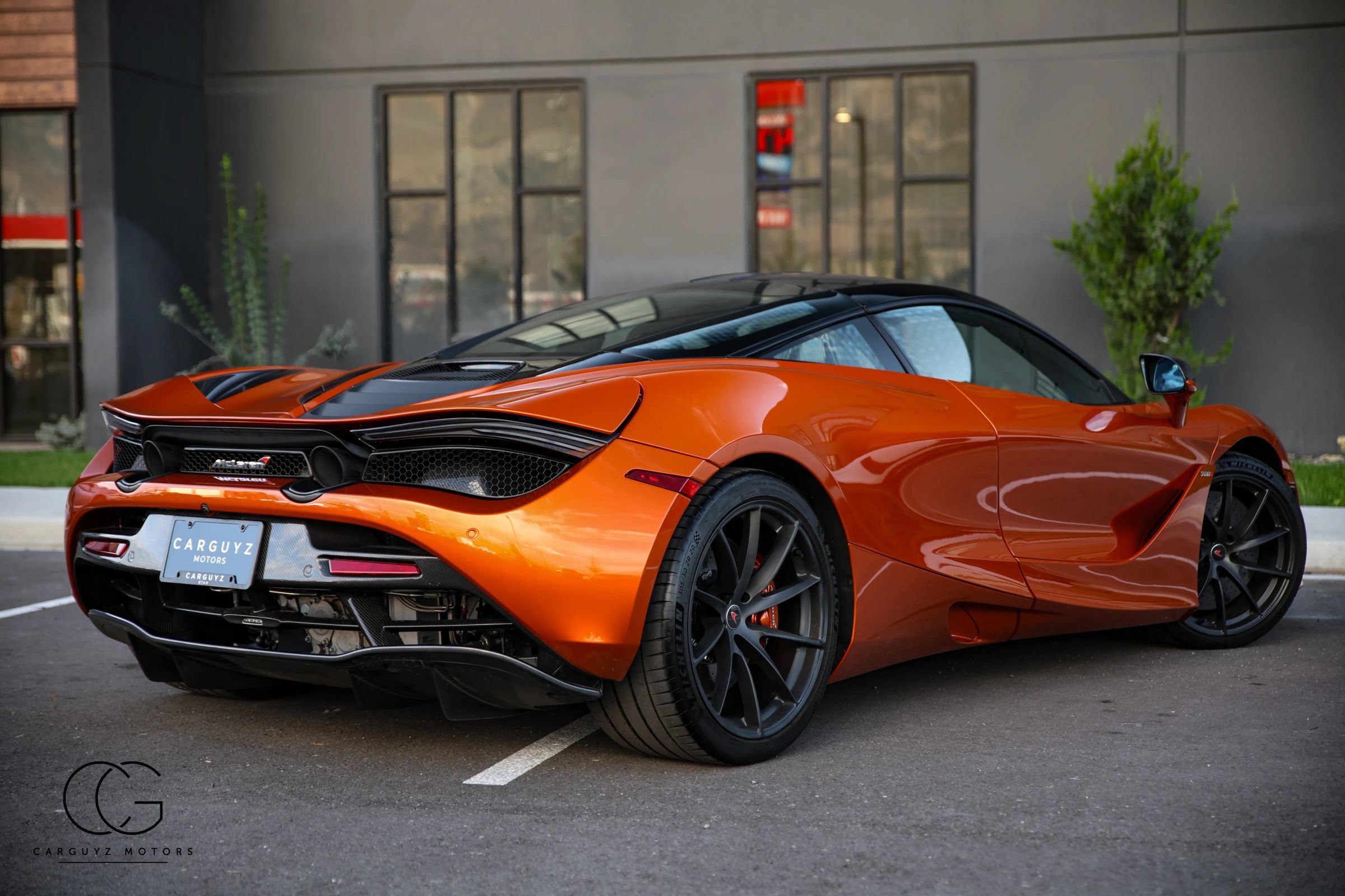 Used 2018 McLaren 720S photo 42