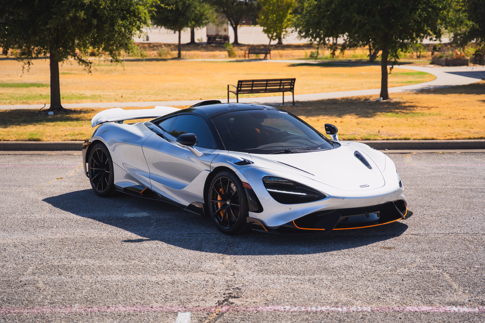 Used 2021 McLaren 765LT photo 26