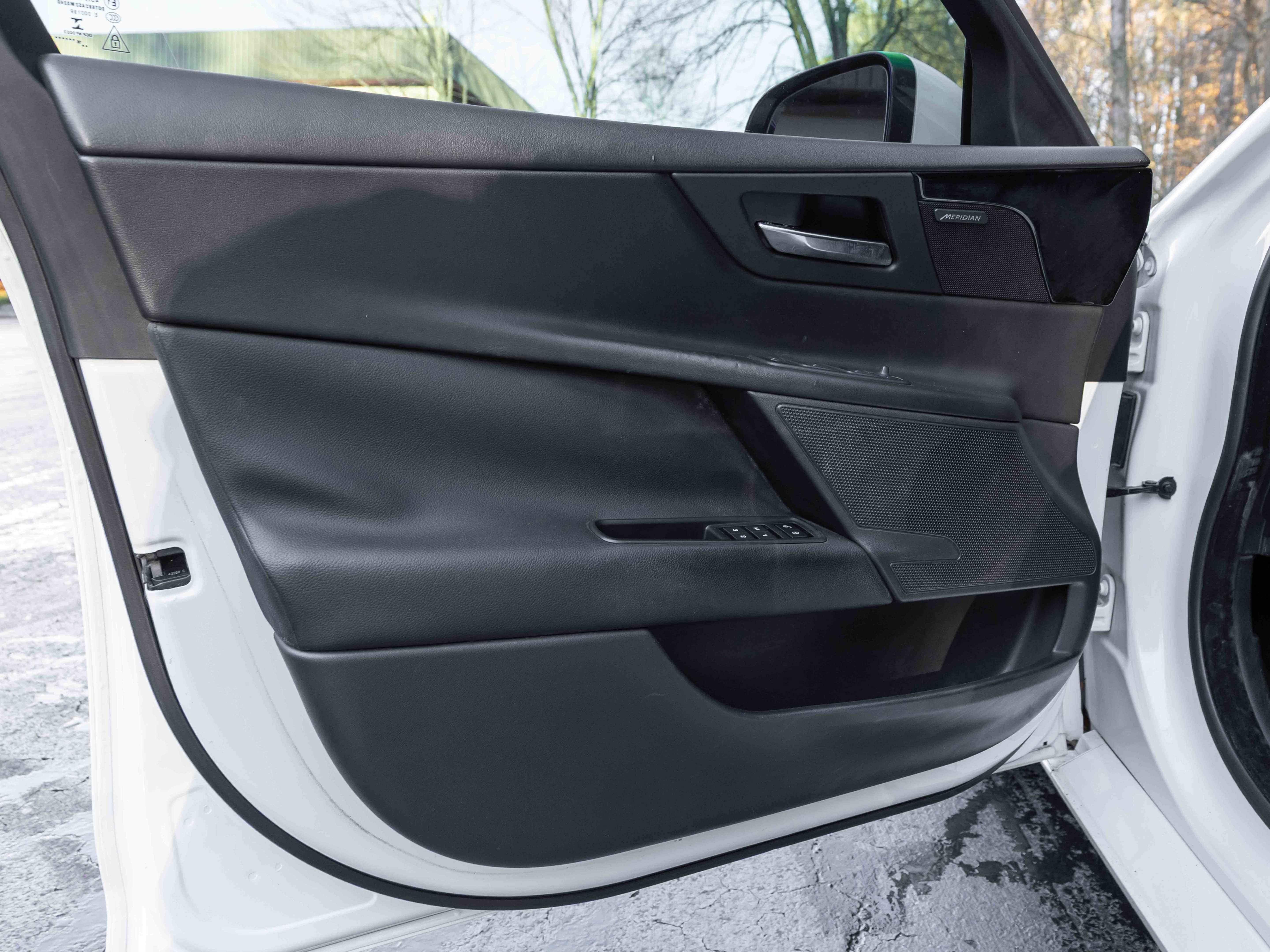 2019 Jaguar XE Premium