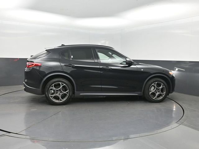 2023 Alfa Romeo Stelvio Ti