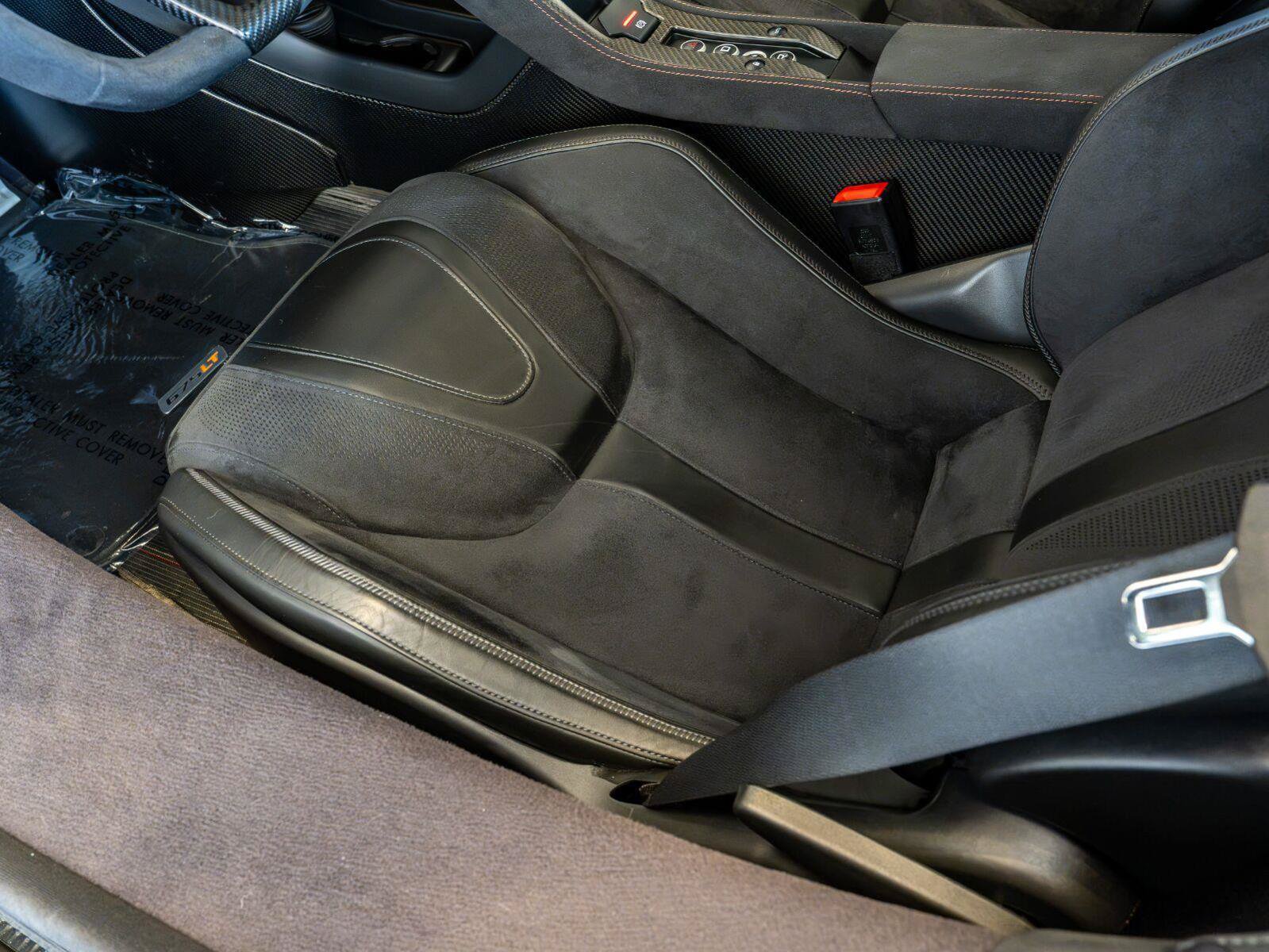 Used 2016 McLaren 675LT Coupe photo 63
