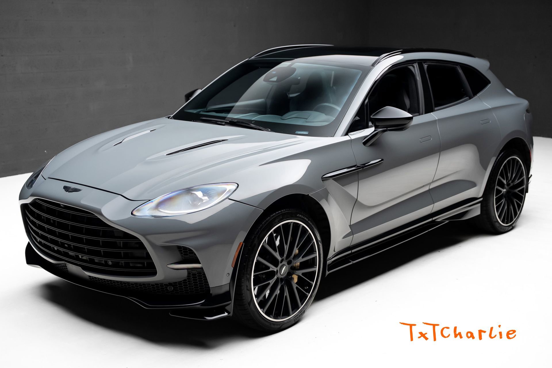 Used 2023 Aston Martin DBX 707