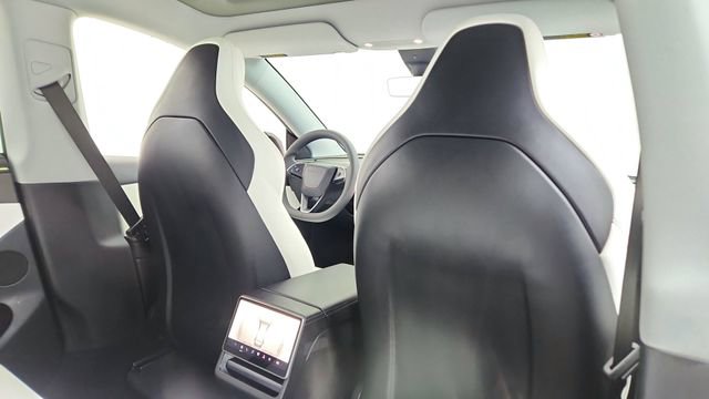 2026 Tesla Model Y Performance