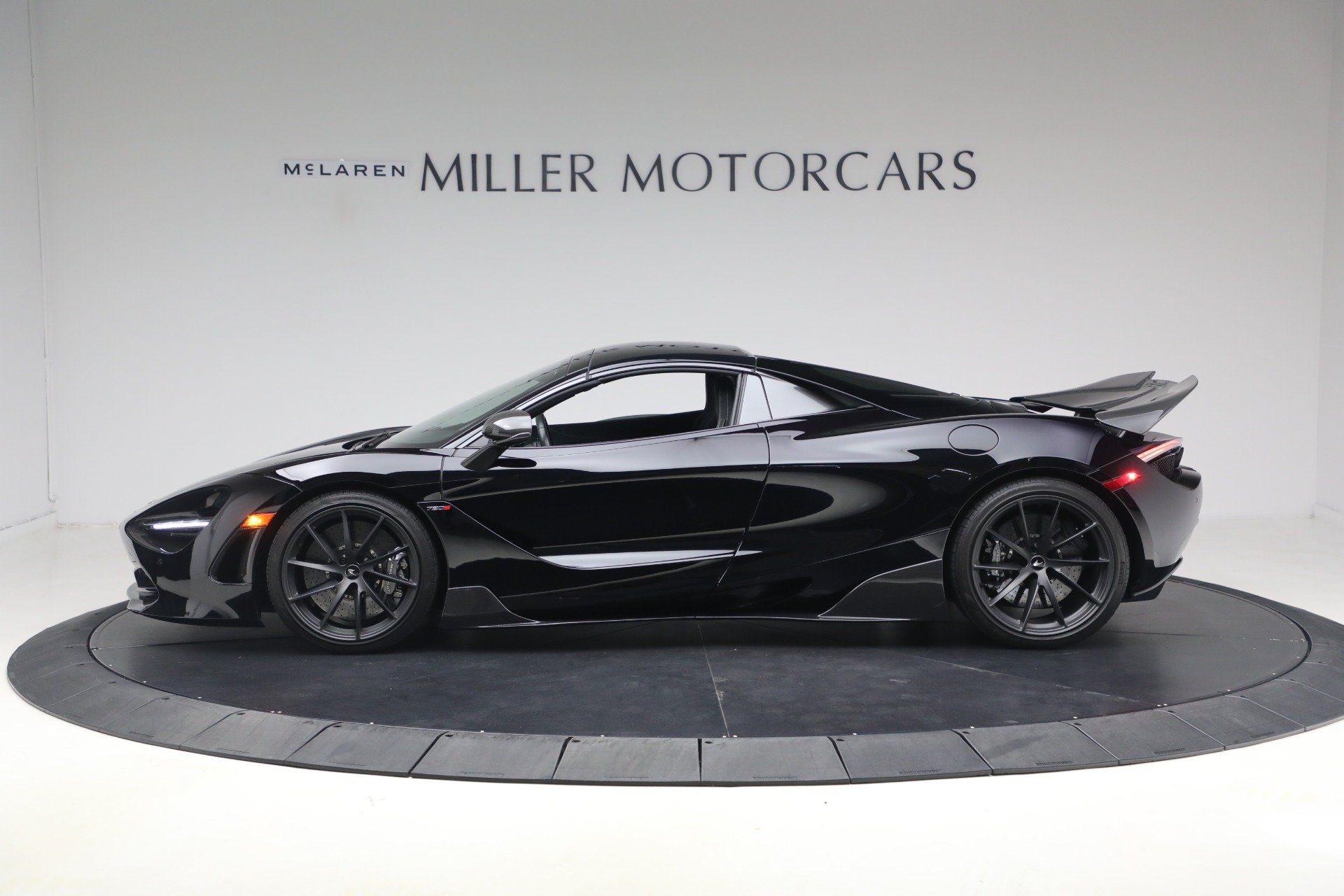 Used 2020 McLaren 720S Performance photo 15
