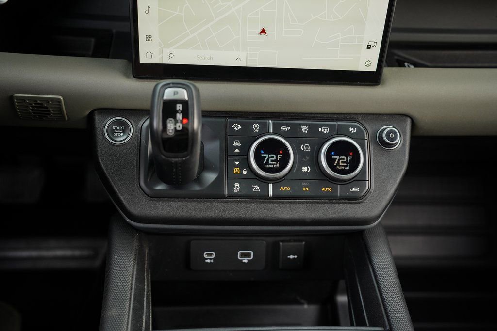 2022 Land Rover Defender 90 X-Dynamic S