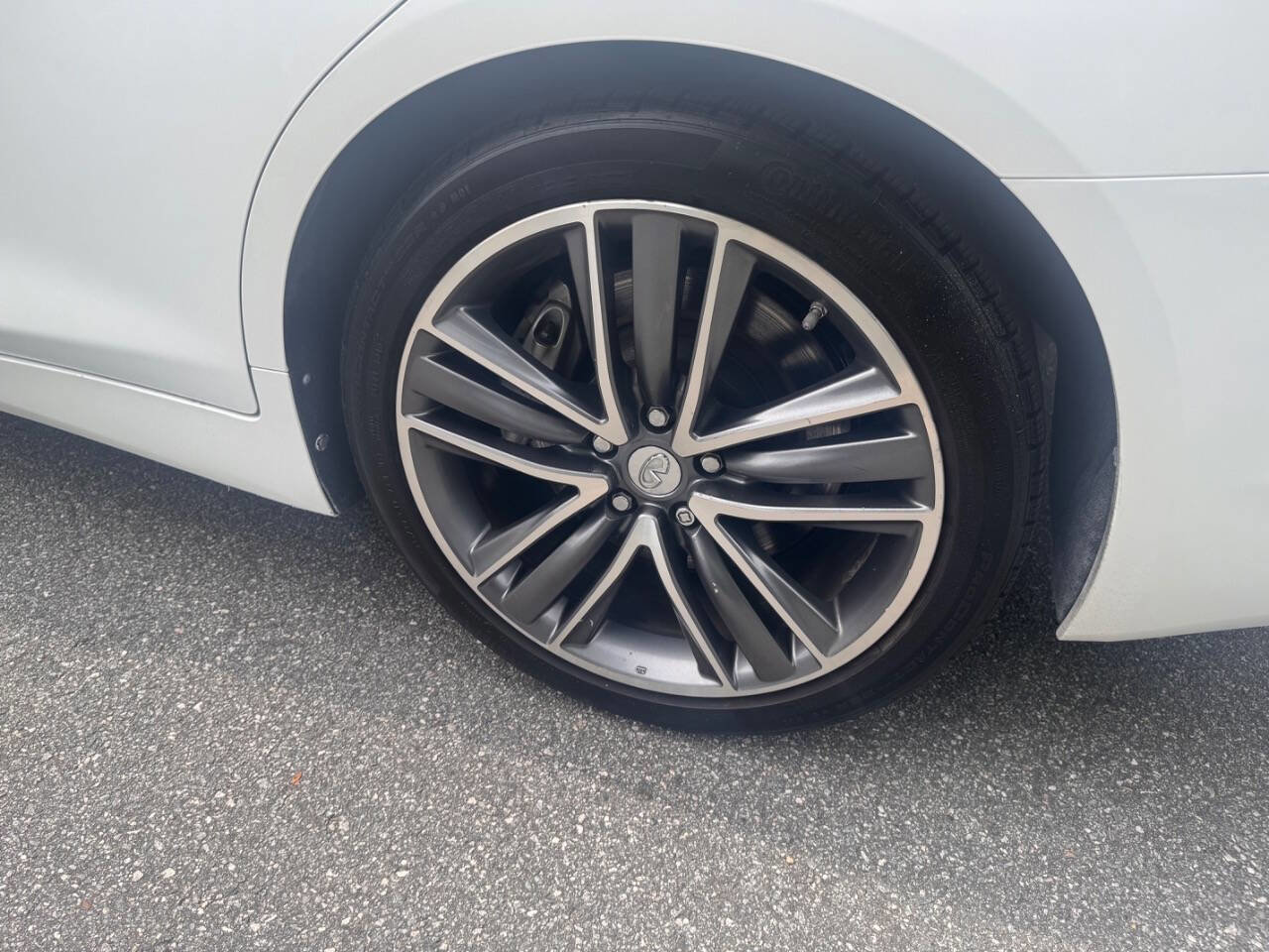 2017 INFINITI Q50 Sport