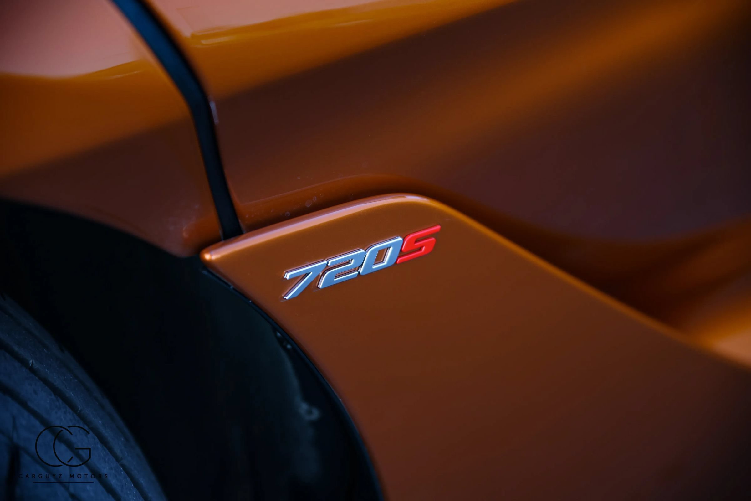 Used 2018 McLaren 720S photo 6