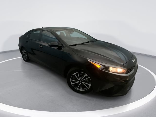 Used 2023 Kia Forte LXS
