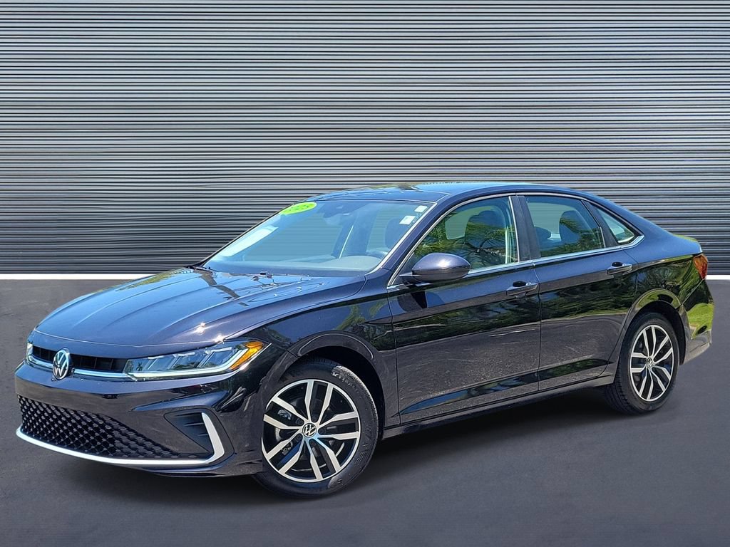Used 2025 Volkswagen Jetta SE w/ Sunroof Package