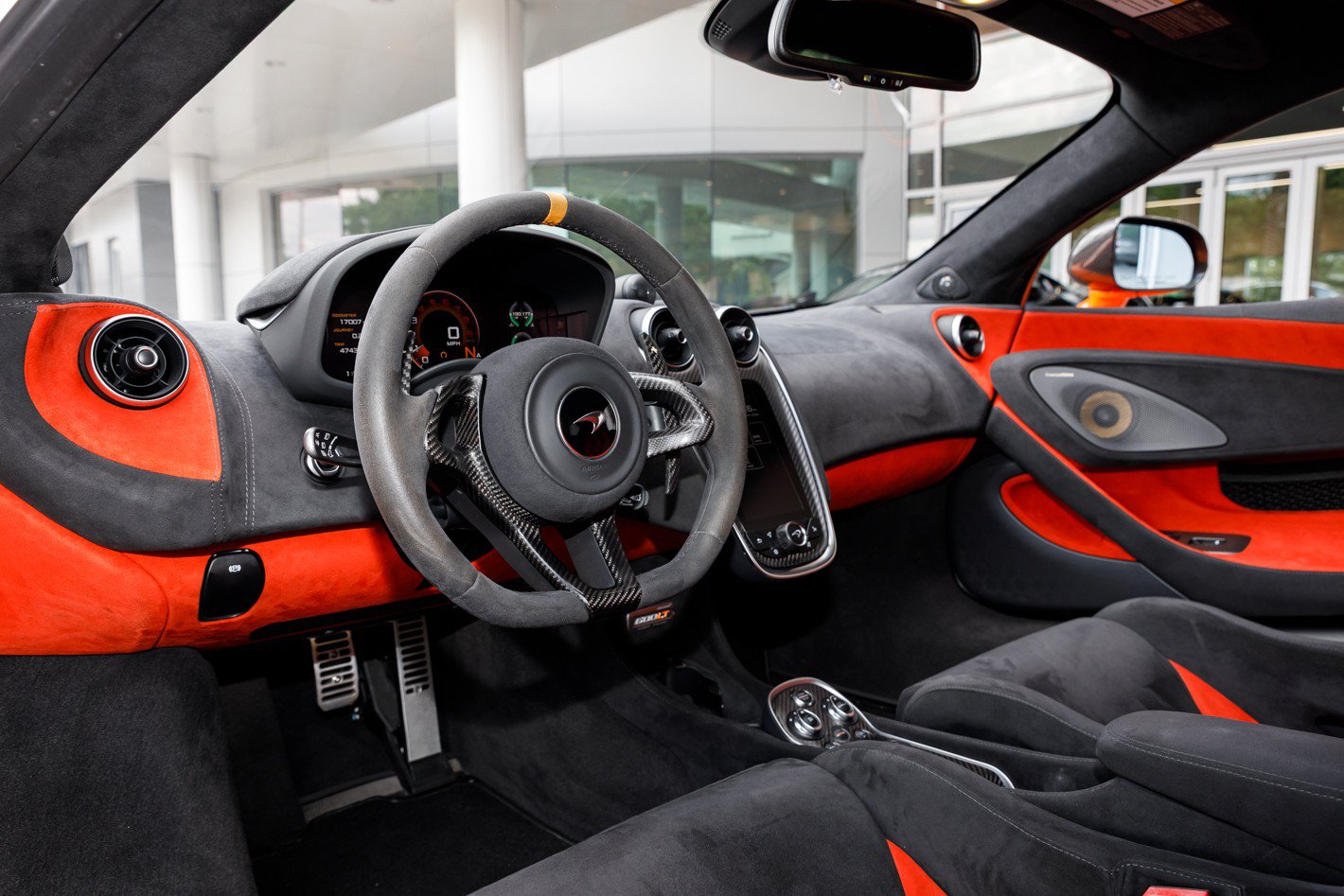 Used 2019 McLaren 600LT photo 44
