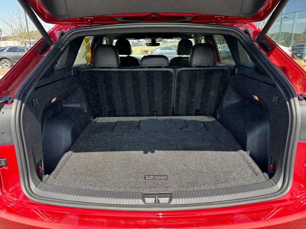 2021 Volkswagen Atlas Cross Sport SEL Premium