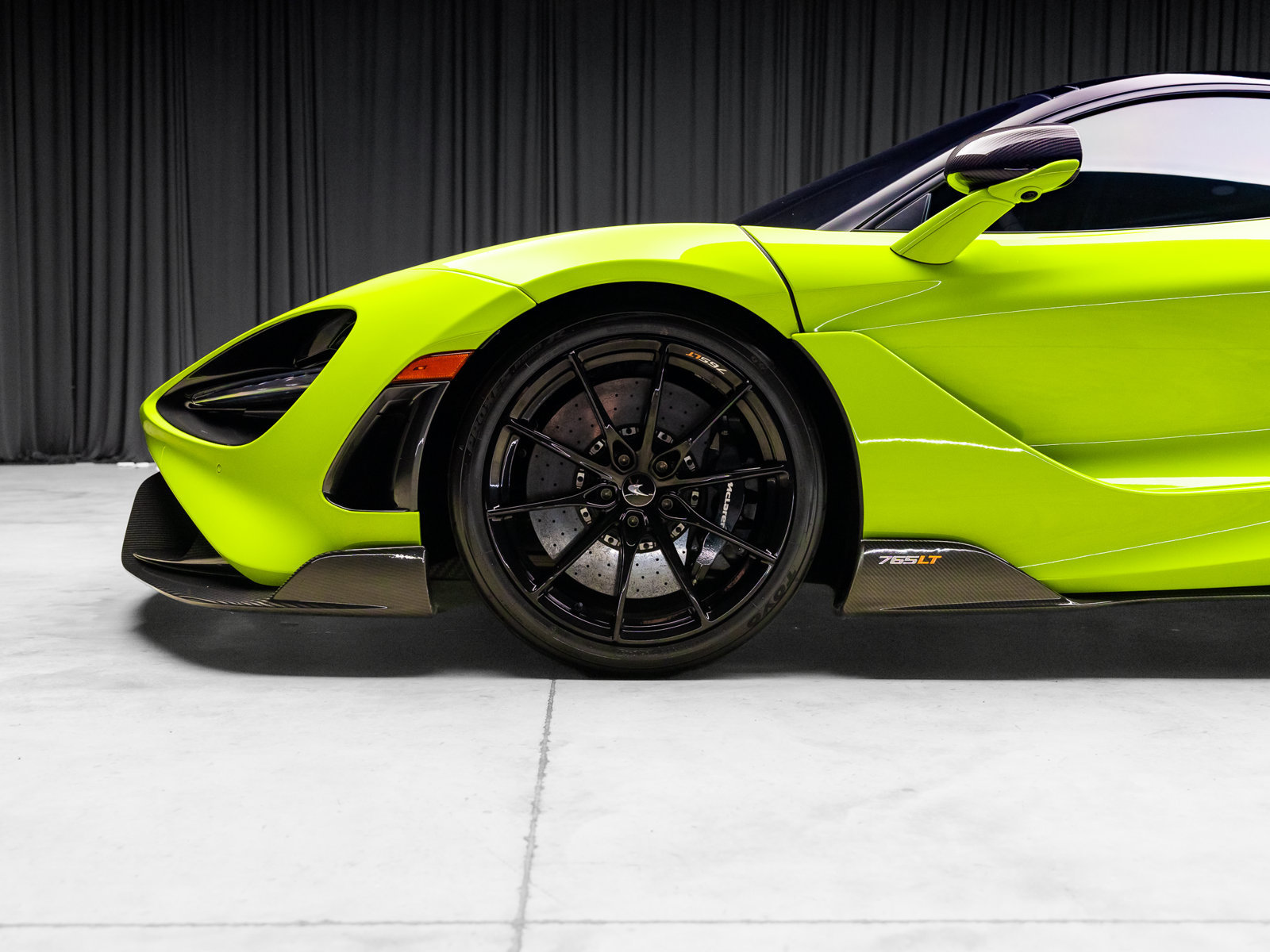 Used 2021 McLaren 765LT photo 27