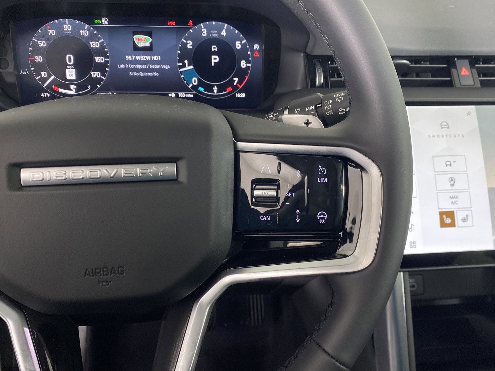 2025 Land Rover Discovery Sport S