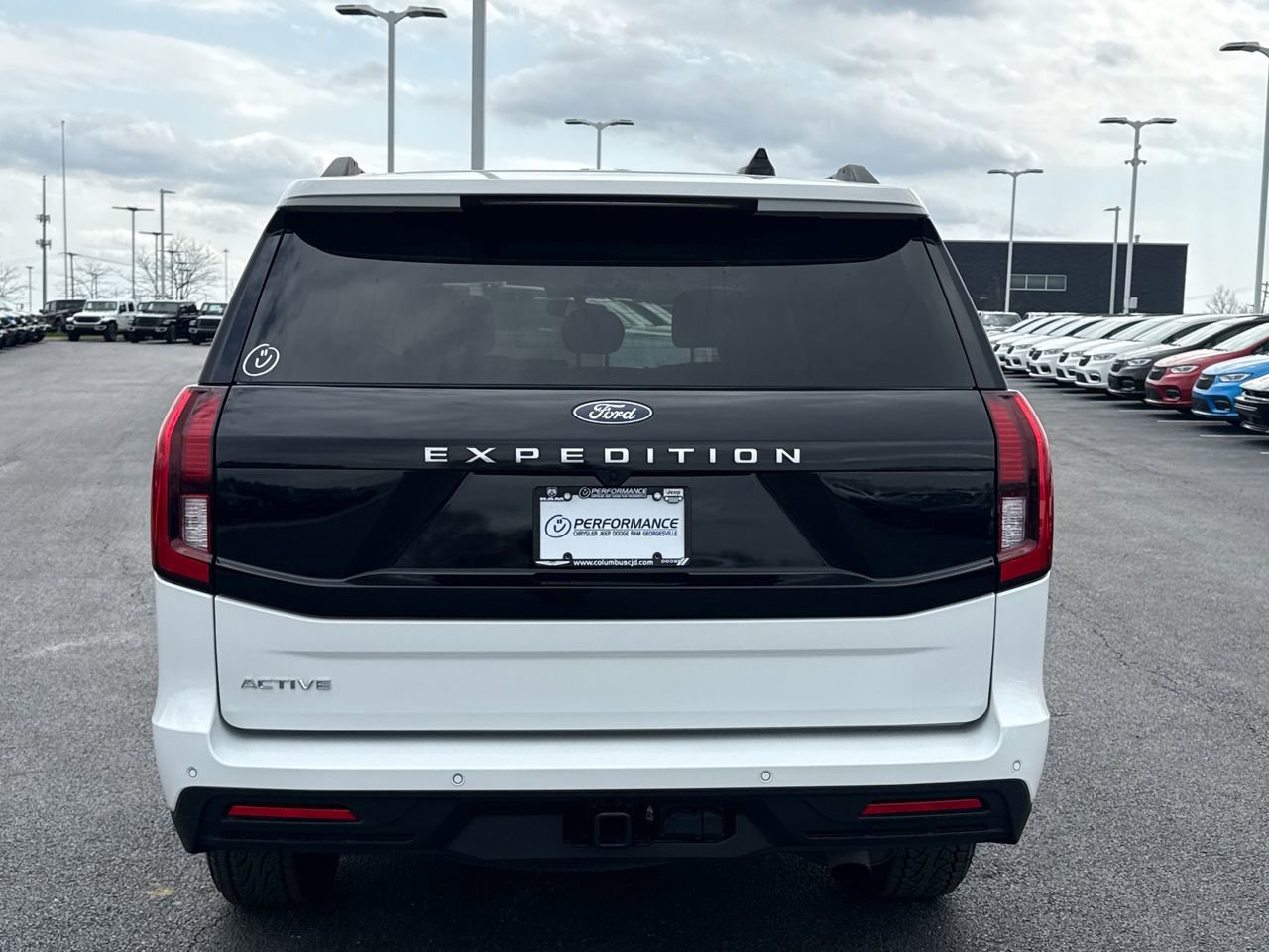2025 Ford Expedition Active