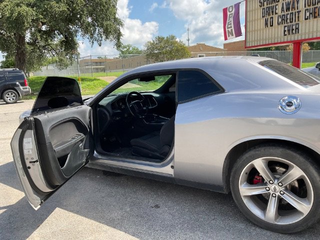 2018 Dodge Challenger R/T's photo