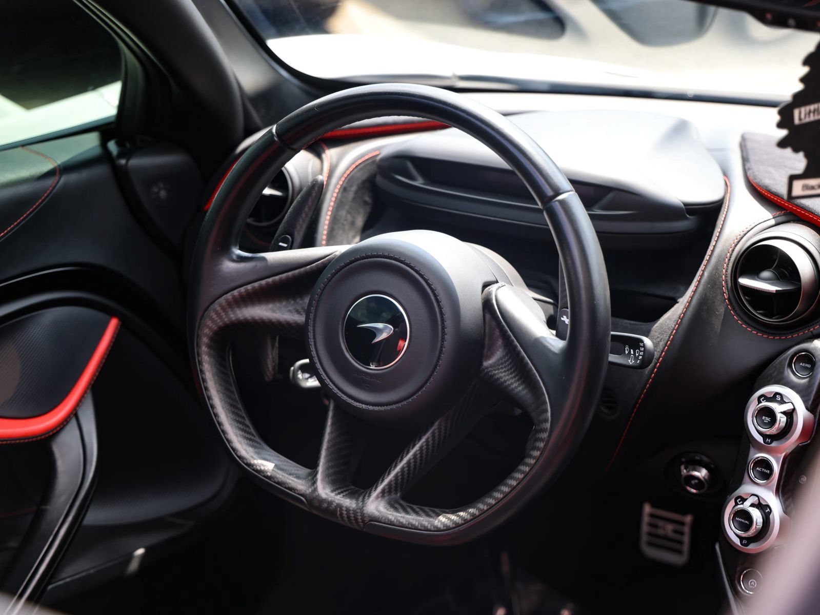 Used 2020 McLaren 720S Spider photo 31