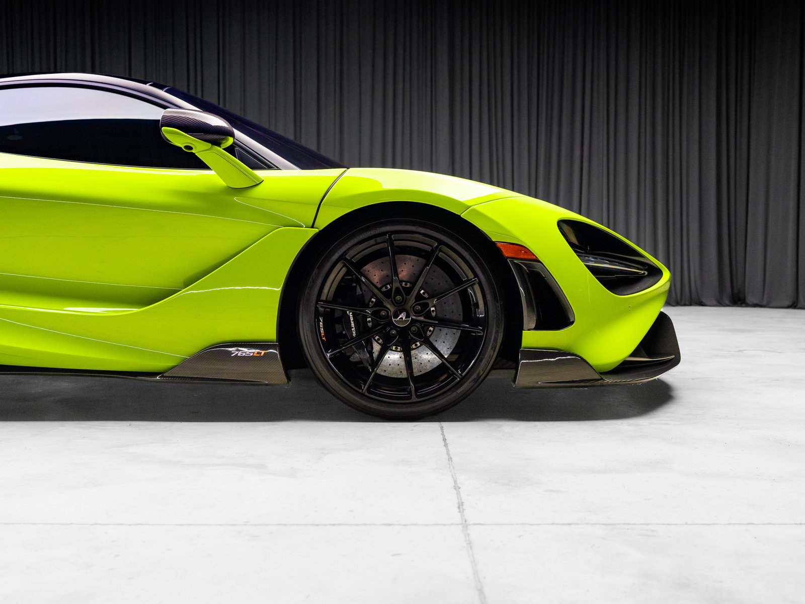 Used 2021 McLaren 765LT photo 32