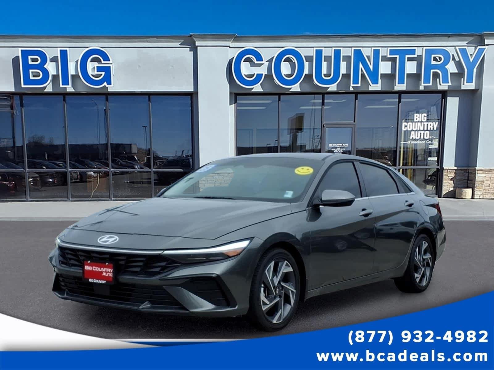 Used 2025 Hyundai Elantra Limited