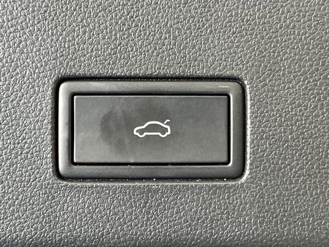 2022 Volkswagen Atlas Cross Sport SE